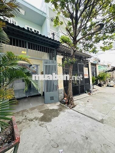 Chính chủ gửi bán nhà hẻm xe hơi c7d phạm hùng p bình Hưng tohcm