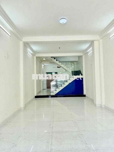 Nhà mặt tiền kinh doanh khu tên lửa 4.5x18m 3.5 tấm có nội thất 20 tr