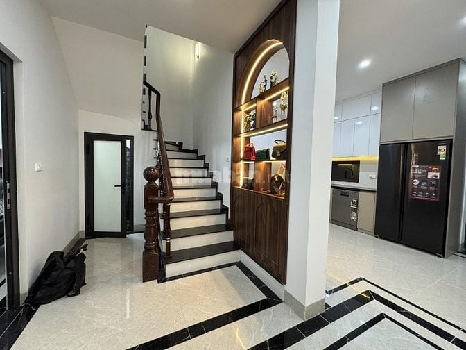 Cần bán gấp căn biệt thự lô góc 181m2 VIP nhất KĐT mới Văn Khê Hà Đông