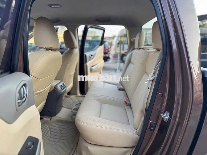 Nissan Navara 2.5AT 2016 Dầu Nâu 12 vạn