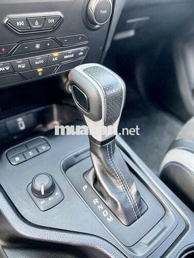 Ford Ranger Raptor 2020 Đen | 80,000 Km siêu cọp