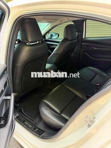 Mazda 3 Luxury 2020 odo 70.000 chính chủ