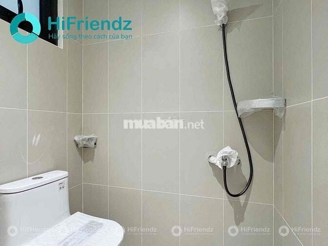 Cho thuê phòng giá rẻ gần làng đại học, khu CNC Có ban công siêu thoán