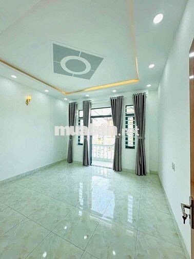 nhà mới 💯 4,5x14m 4 tầng 4PN 4WC, hẻm 6m gần chợ Bình Thành,