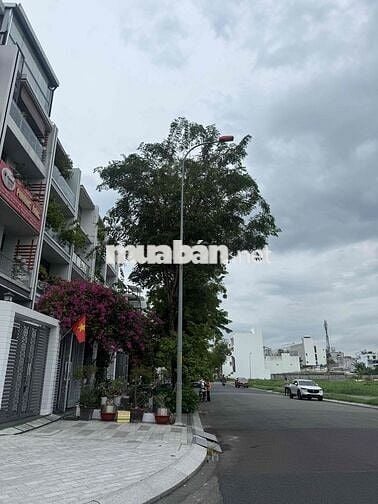 KDT Vạn Phúc. Còn 1 phòng trống đầu tháng 7 giá rẻ