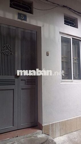 Cho thuê nhà 2 tầng gần BV Thanh Nhàn