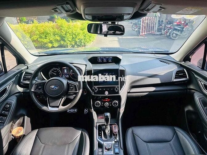 Subaru Forester 2.0i-S 2024 Xanh 6.600km