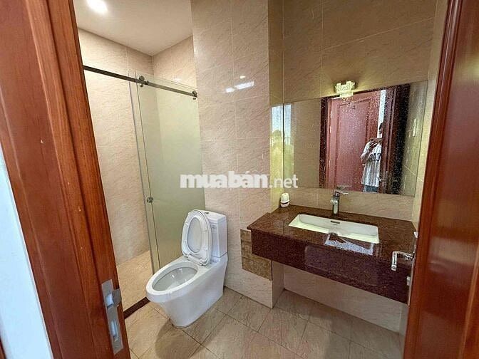 KDT Vạn Phúc. Còn 1 phòng trống đầu tháng 7 giá rẻ