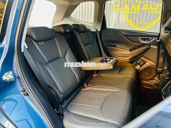 Subaru Forester 2.0i-S 2024 Xanh 6.600km