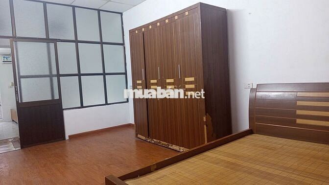 Cho thuê nhà 2 tầng gần BV Thanh Nhàn