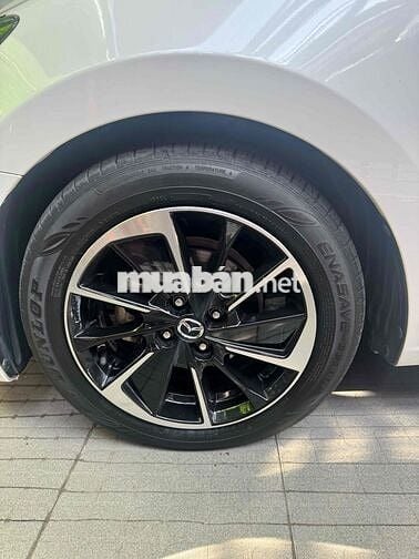 Mazda 2 Sport 2024 Trắng 16.600 km