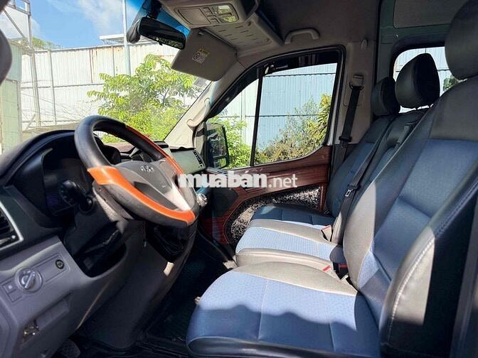 Hyundai Solati 2018 Bạc 178,000km