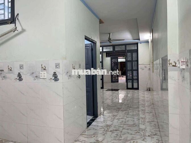 Cho thuê nhà gần chợ Phú An (5*20) 