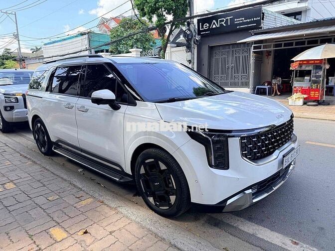 KIA CARNIVAL SIGNATURE 2024 Trắng 37.000 KM