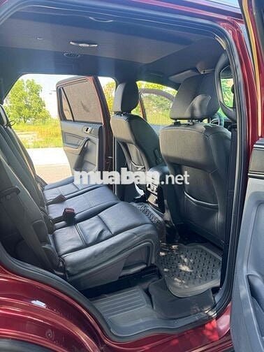Ford Everest 2017 2.2 4x2 Titanium Đỏ