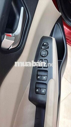 Hyundai Accent 2021 Số sàn 37000 km Đỏ