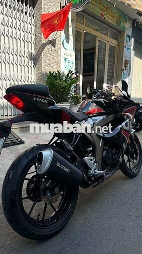 Suzuki GSX-R150 2017