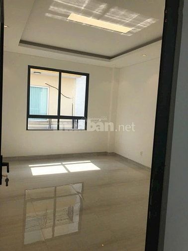 Cần bán gấp mặt tiền Bùi Tá Hán Q2 1 hầm 4 lầu có HĐT 40tr/tháng
