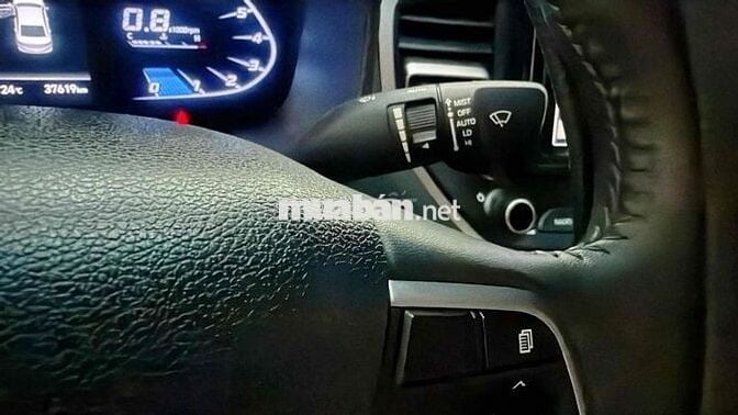 Hyundai Accent 2021 Số sàn 37000 km Đỏ