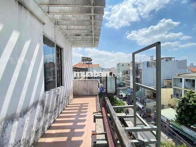 Sang Tổ hợp chdv và mb trạm sạc xe điện lời 125tr/ tháng