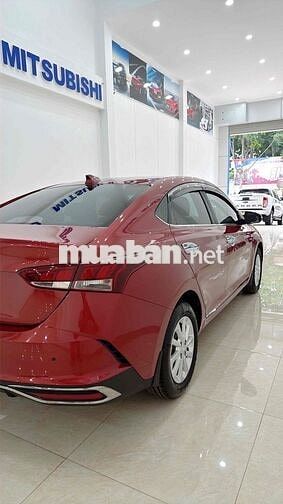 Hyundai Accent 2021 Số sàn 37000 km Đỏ