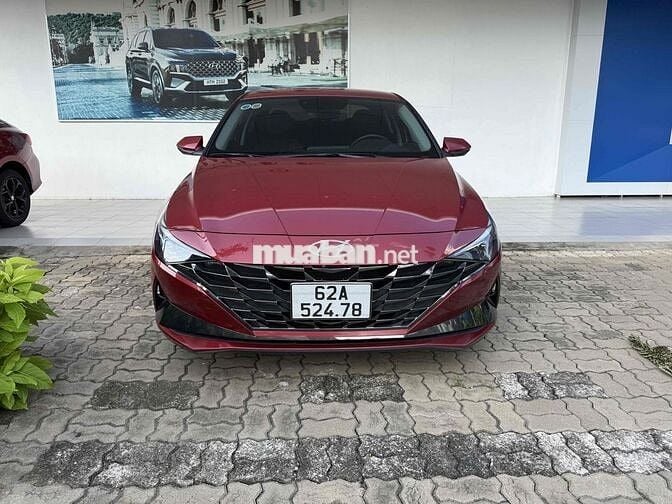 Hyundai Elantra 2024 1.6 đặc biệt 24000 km Đỏ