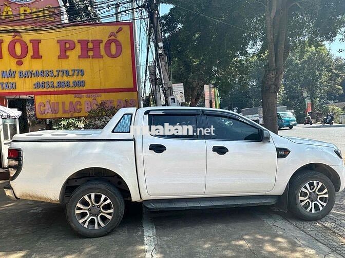 Ford Ranger XLS AT 2029 Trắng 186k Km