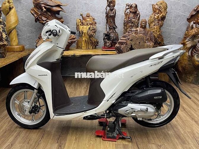 Honda Vision chính chủ biển SG máy móc bao êm