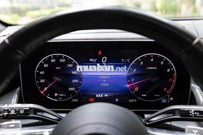 Mercedes-Benz GLC300 V1 2023 Đen 19.000km