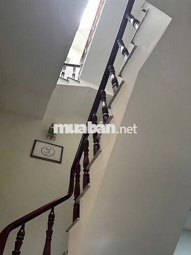 Bán Giá Tốt Nhà 60m xây 3 Lầu hẻm xe hơi 5m Quốc Lộ 13 hiệp bình phước