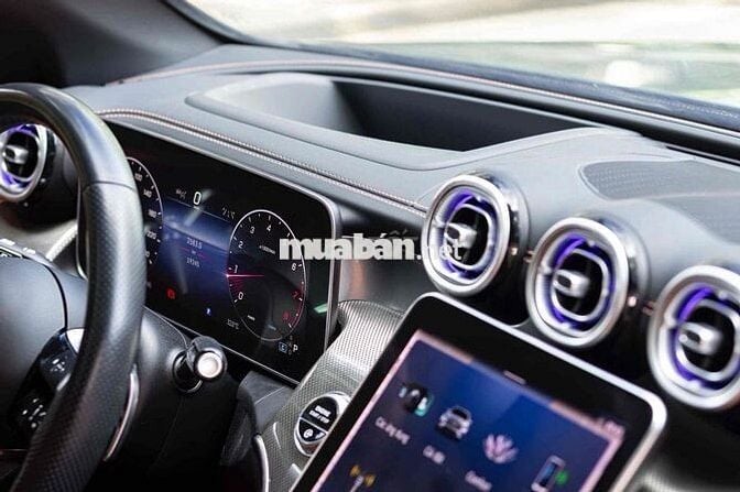 Mercedes-Benz GLC300 V1 2023 Đen 19.000km