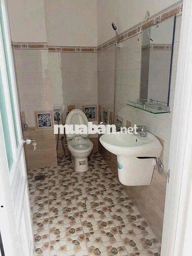 nhà thuê giá rẻ đường hồng lạc tân bình