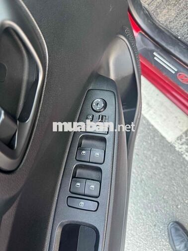 Hyundai i10 1.2 hatchback Số tự động Đỏ