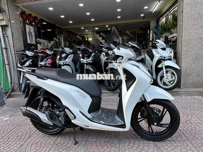 Honda SH 150i ABS 2018 Trắng Đen BSTP Chính Chủ