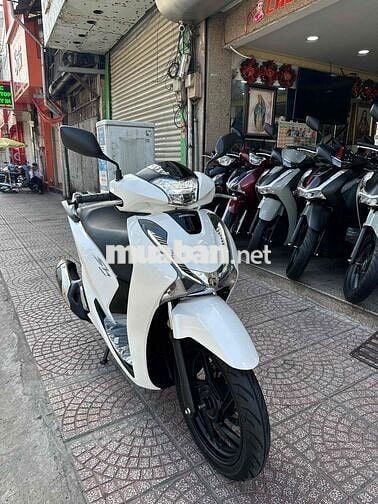 Honda SH 150i ABS 2018 Trắng Đen BSTP Chính Chủ