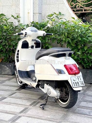 Piaggio Vespa GTS Super 2015 Trắng 3V i.e.