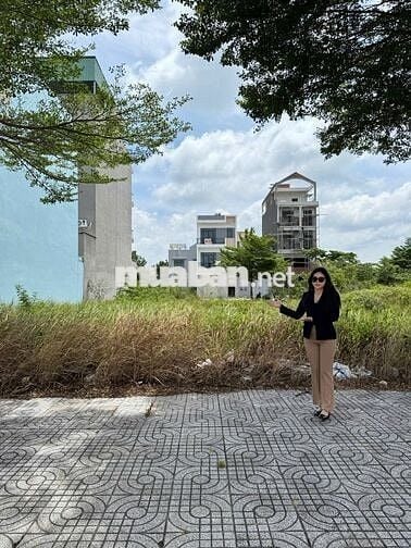 1ty4 lô 80m2 LÔ ĐẸP kg vướng cống còn thương lượng