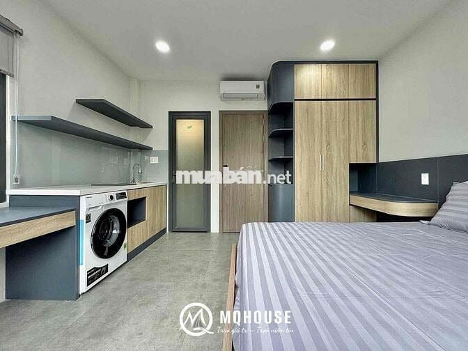 Studio Ban Công Giá Tốt_Gần Toà Nhà Viettel_Vòng xoay Dân Chủ