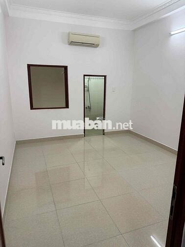 nhà thuê đẹp, mặt tiền đường cách mạng, tân phú