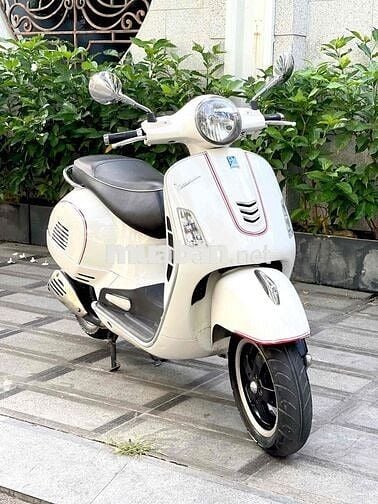Piaggio Vespa GTS Super 2015 Trắng 3V i.e.