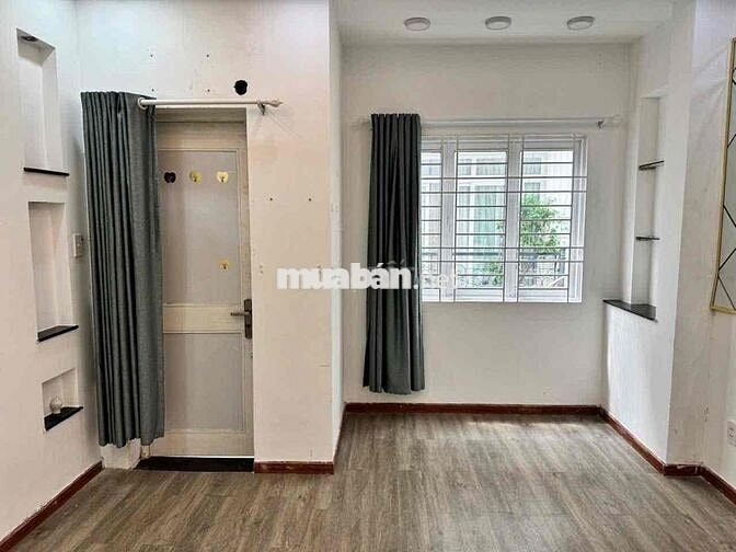 Cho nhà MT khu Ẩm Thực Phan Xích Long -MT HOA THỊ 4x10 3L 5PN giá 25tr