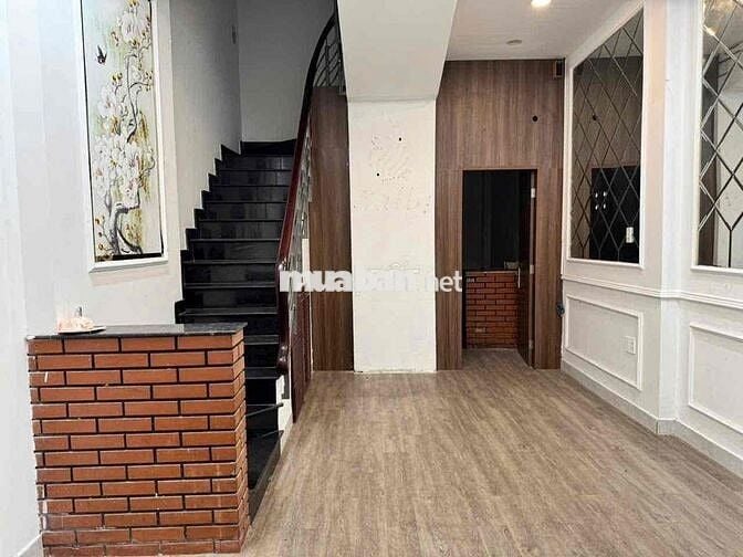 Cho nhà MT khu Ẩm Thực Phan Xích Long -MT HOA THỊ 4x10 3L 5PN giá 25tr