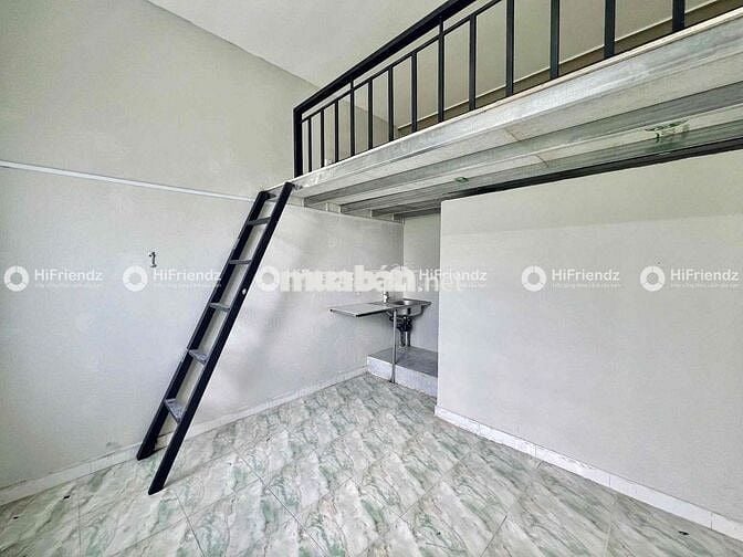 PHÒNG CÓ GÁC MỚI XÂY BAN CÔNG THOÁNG MÁT GIÁ RẺ NGAY AEON TP