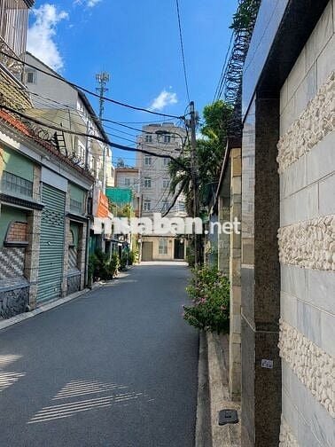 Biệt thư trung tân sát sân bay Tân Sơn Nhất 