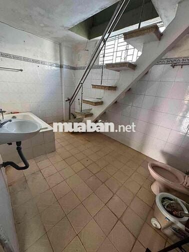 Cho thuê nhà kiệt 4m Trưng Nữ Vương gần Khu vực Bộ Đội, Nguyễn Hữu Thọ