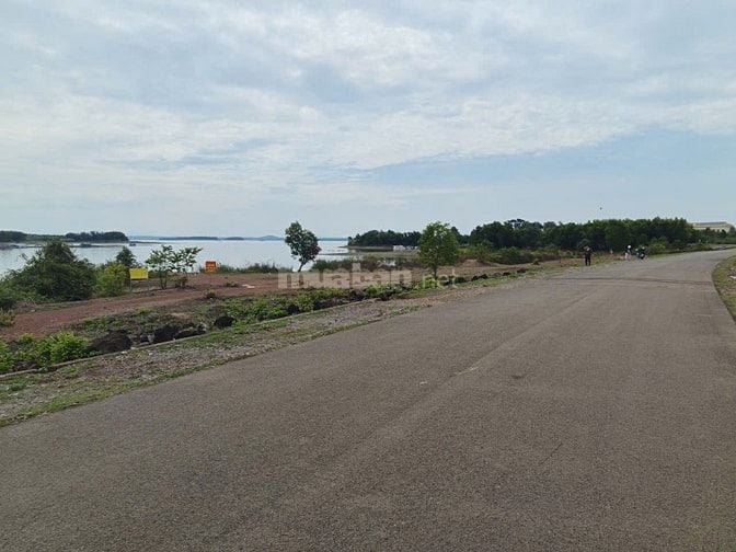 Đất thị trấn vĩnh an , nay là Phương trị an , 500m2 giá chỉ 450tr 
