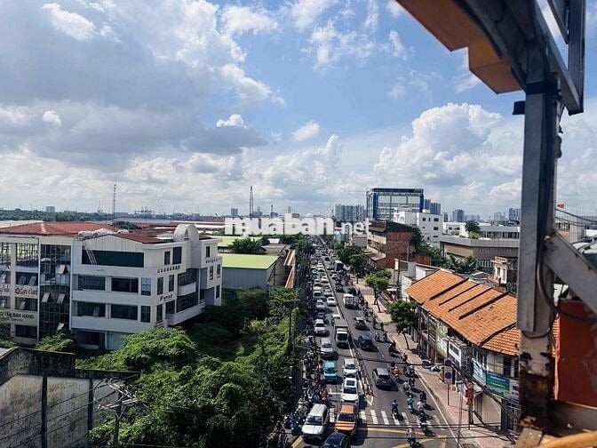 BÁN NHÀ MẶT TIỀN 186 NGUYỄN TẤT THÀNH - ĐỐI DIỆN CÔNG VIÊN