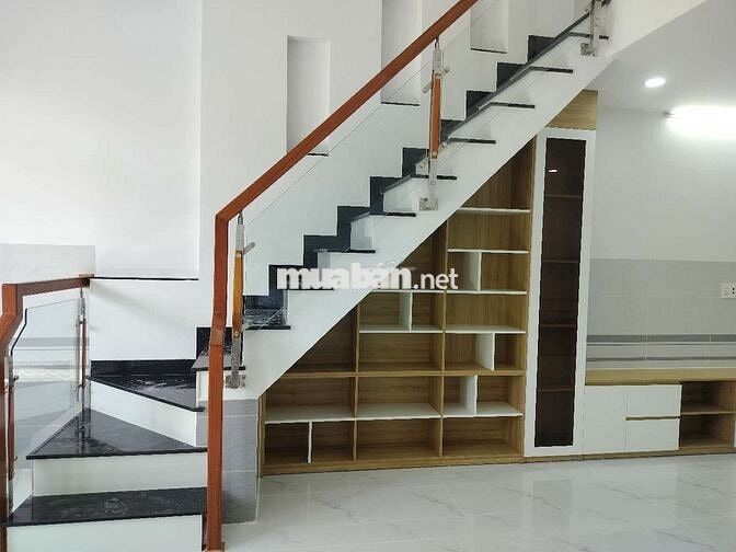 Nhà MT Trần Hải Phụng & TL10 . DT 4,5x30.