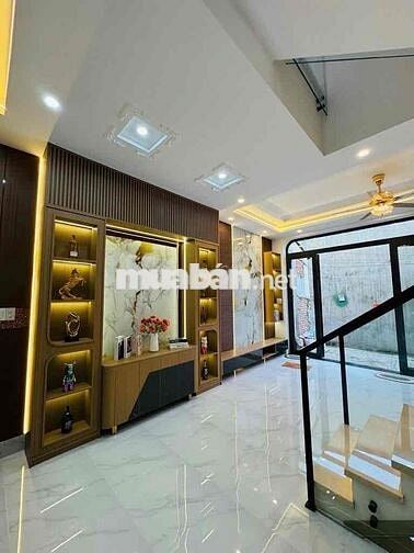 b nhà 2 tầng mới 3 pn  ngay chiến lược gần aeon bình tân