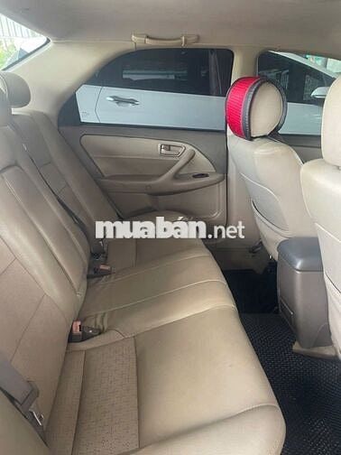 Toyota Camry Xanh 5 chỗ Xăng